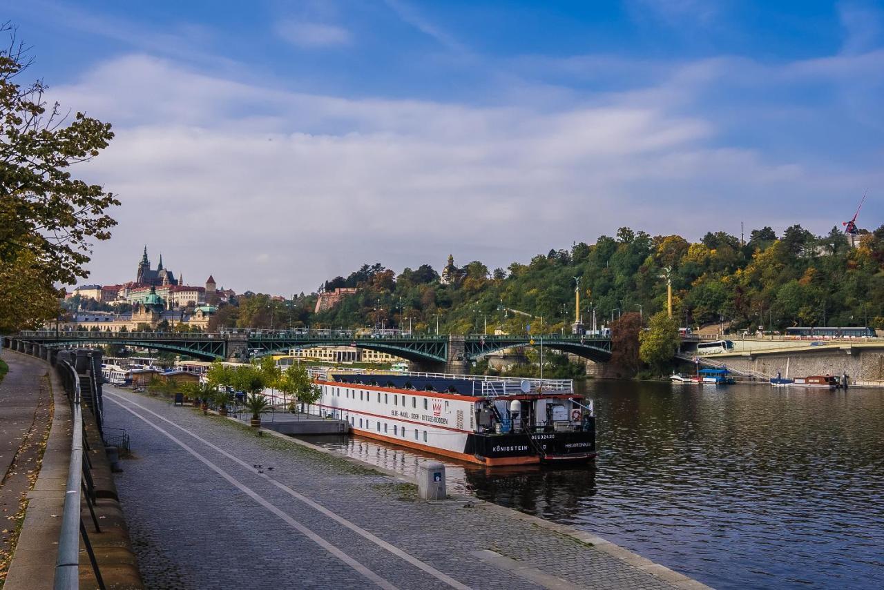 River Koenigstein Hotel en barco Praga